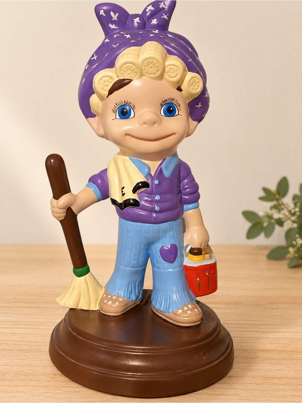 Atlantic Mold Ceramic Cleaning Lady Figurine – Hand-Painted